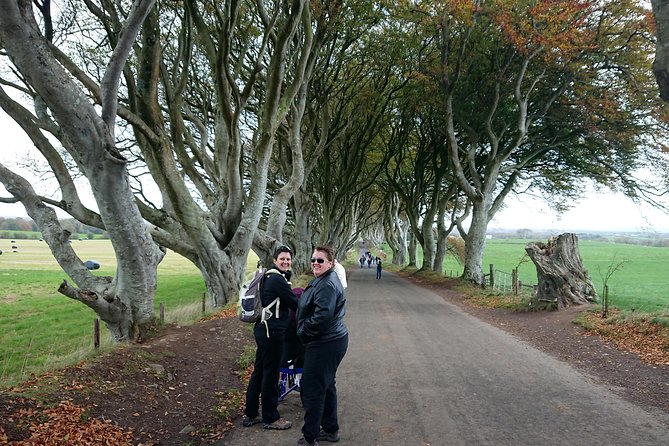 2-Day Private Northern Ireland Tour - Carrick-a-Rede and White Park Bay