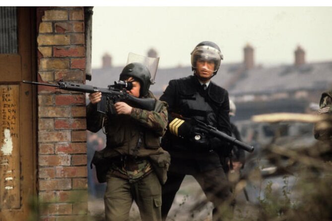 2 Hour Terror and Mural History Belfast taxi Private Tour - Bombay Street and the origins of the Provisional IRA