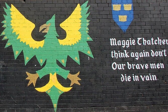 Award Winning Private 2 Hour Belfast Political Black Taxi Tour - The value of a private guide and local perspective