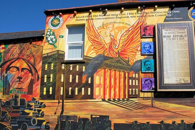 Award Winning Private 2 Hour Belfast Political Black Taxi Tour - The Peace Wall and a city divided by concrete