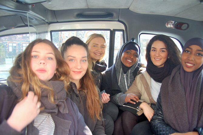 Belfast Black Cab Taxi Private Tour 2hr with Original Guides - Bobby Sands Mural and the memory of 1969