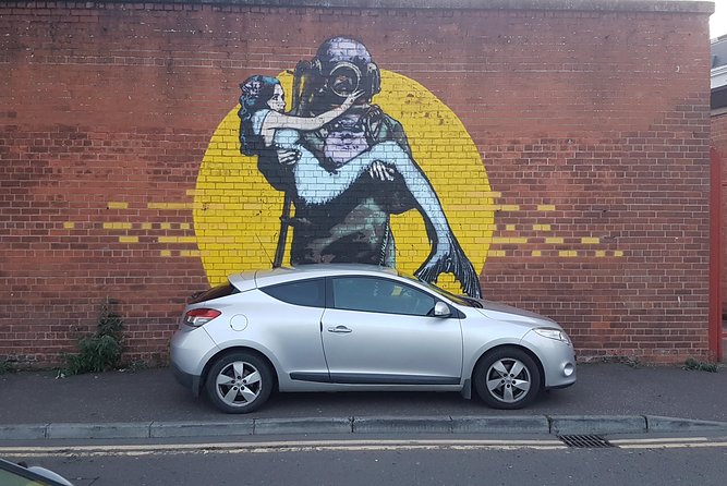 Belfast Music and Street Art Small Group Guided Experience - Who should book this experience?