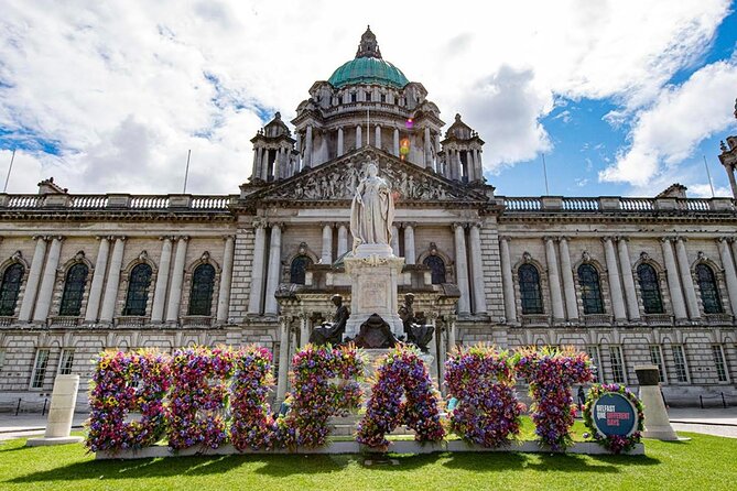 Belfast Political/history/troubles private taxi/cab tour - Beginning on Belfast’s Falls Road