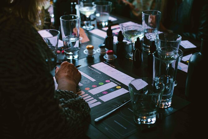 Belfast's Sensory Cocktail Experience with 4 Cocktails - The First Drink: Gin, Ginger Ale, and a Clean Start