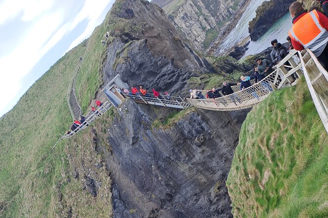 Belfast to Giant’s Causeway Scenic Coastal Tour - What the price means for a group of six