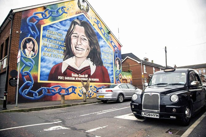Black Taxi Tour and Crumlin Road Gaol tour Combo - The Peace Wall and Belfast’s unfinished conversation