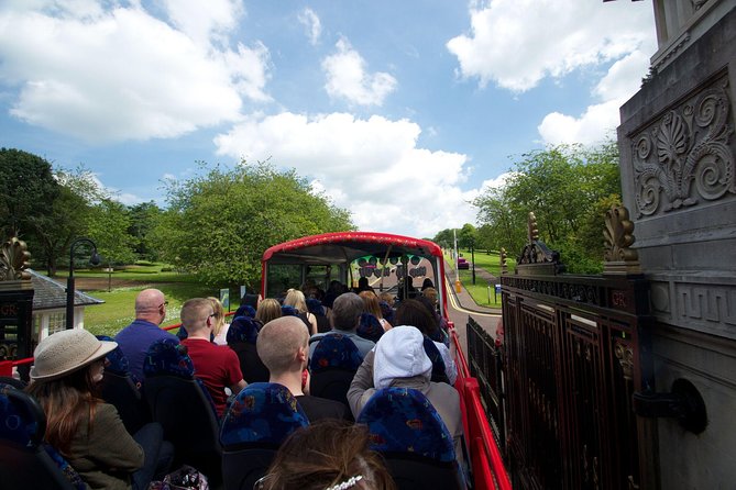 City Sightseeing Belfast Hop-On Hop-Off Bus Tour - Stops 12 to 15: Falls Road and the Peace Wall