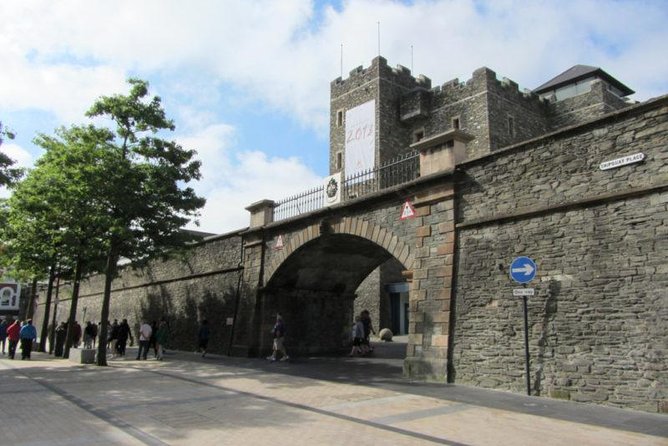 Derry Londonderry Private Luxury Full Day Tour From Belfast - Key points before you book