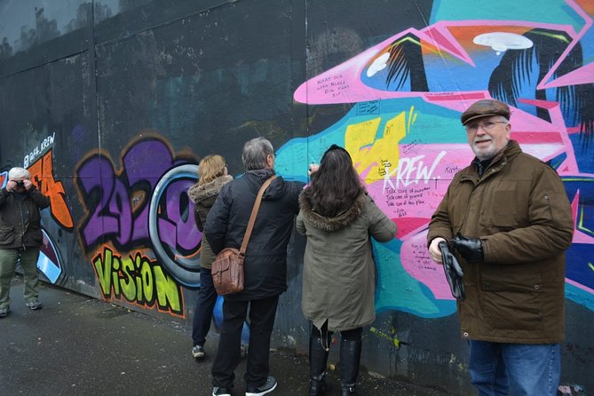 Falls road Murals Walking Tour with former prisoners - Timing, weather, and practical planning