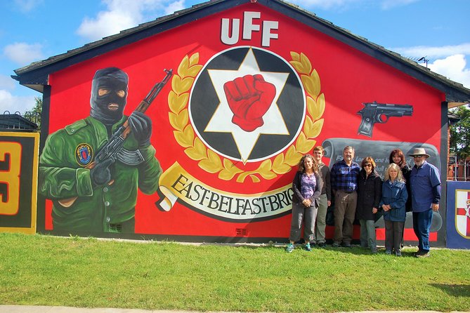 Famous Private Belfast Troubles Taxi Tour Original Drivers 2hr - Why this black taxi tour works well in Belfast