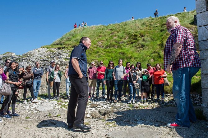 Game of Thrones and Giant's Causeway Full-Day Tour from Belfast - Dunluce Castle and the drama of the ruins
