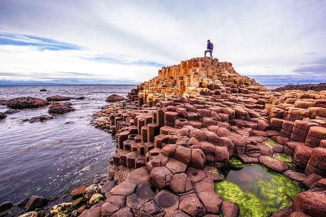 Giant's Causeway Tour from Belfast - Luxury Bus + Castles Tour - The Giant’s Causeway in 90 minutes