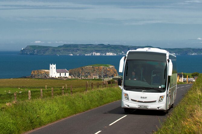 Giants Causeway & Castles Tour from Belfast: Guided tour - Why this full-day route works from Belfast