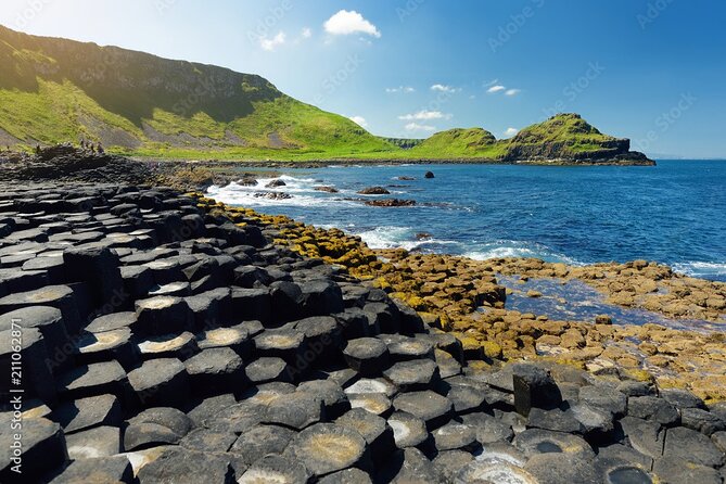 Giants causeway private tour 1 to 7 people - Ballintoy Harbour and the wild coast