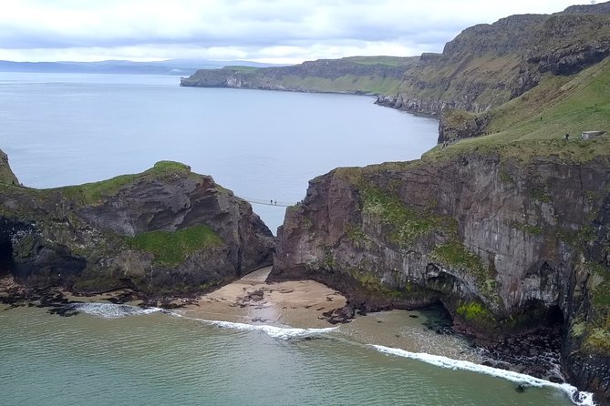 Guided Day Tour of Giant's Causeway from Belfast by Comfortable Coach - Portaneevy Viewpoint and Carrick-a-Rede