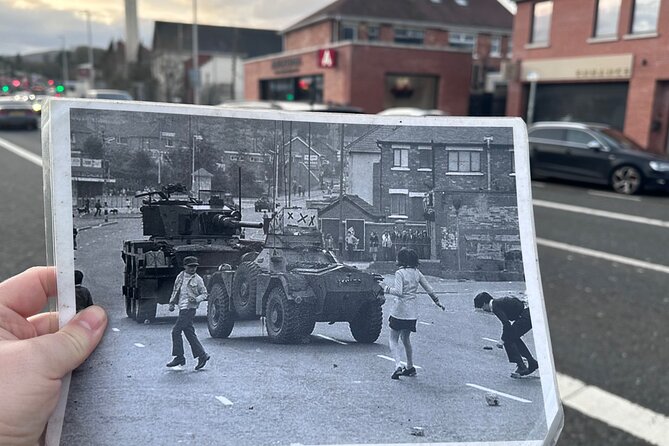 History of Belfast conflict and terror 1 hour black taxi tour - Beginning with Bobby Sands and Republican Belfast