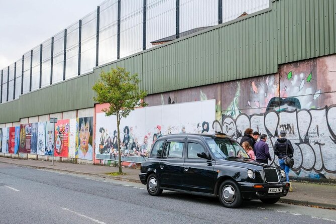 Iconic 2hr Belfast taxi tour The Troubles - Key points at a glance