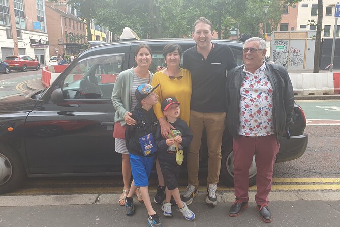 Iconic Belfast Black Cab Tour - Shankill Road: seeing another side of the divide