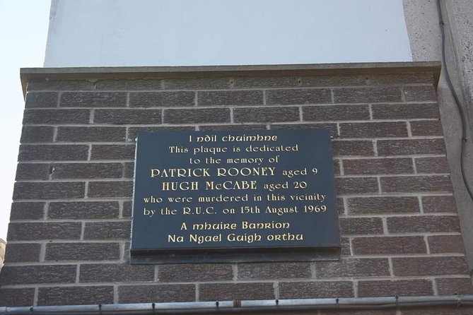 Official World Famous Belfast Black Taxi Tour - Starting at Divis and the Falls Road