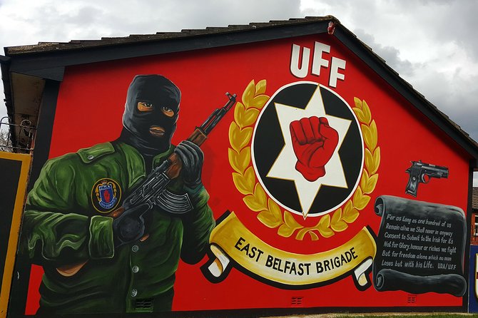 Political Taxi Tour Belfast (1-7 People) - Starting near Great Victoria Street