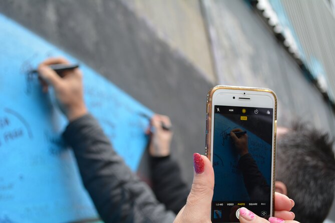 Private 1 Hour Belfast Taxi cab Tour - The Peace Wall: a barrier with a complicated purpose