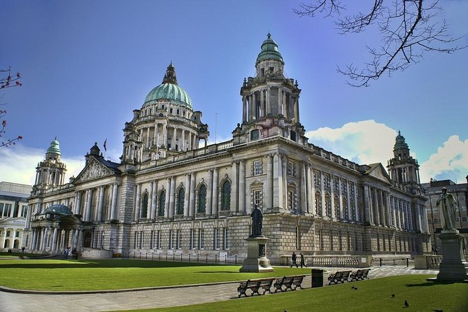 Private Departure Transfer: Hotel to Belfast Airport - Who gets the best value from this transfer?