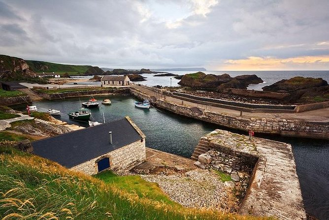 Private Giants Causeway Express Tour from Belfast - Bushmills Distillery: a short tasting stop