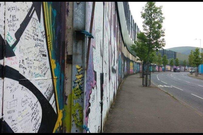 Private Political History & Murals Tour Belfast - Shankill Road and the Loyalist story