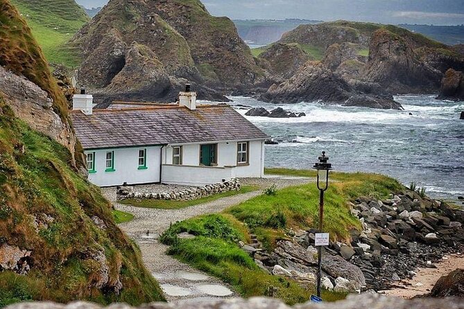Private Tour Game of Thrones and Giants Causeway Antrim Coast - Bushmills: whiskey tasting or another coastal hour
