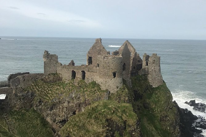 Private Tour - Giants Causeway & 2 Stop Tour - Why a private Belfast tour works well here