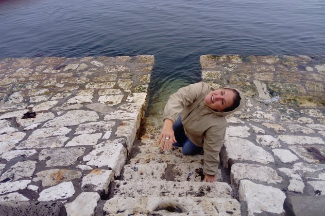 Small Group Giant's Causeway Day Tour from Belfast - Dunluce Castle and the short photo stop