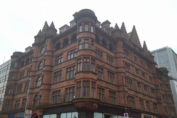 The Real Eclectic Belfast City Walking Tour/Experience. - The city’s royal title and Belfast’s changing identity