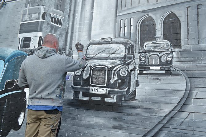 World Famous Private Belfast Troubles Taxi Cab Tour 2 Hour - Why a black cab is the right way to see Belfast’s Troubles