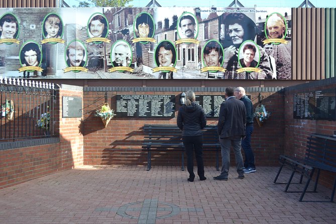 World Famous Private Belfast Troubles Taxi Cab Tour 2 Hour - Writing your name on the Peace Wall